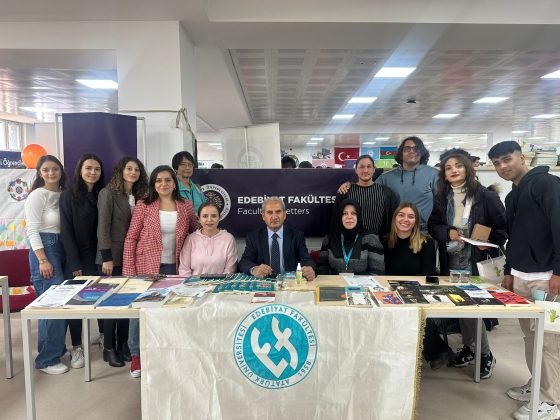 2023-2024 Oryantasyon Bölüm Tanıtım Standı