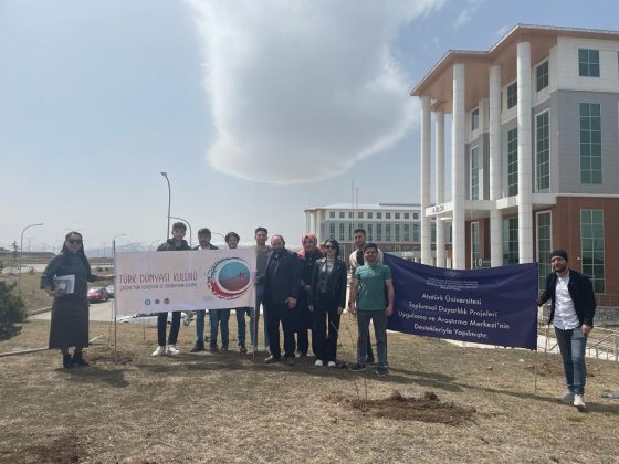 Türk Dünyası Kulübü’nden Batı Kampüsü’nde Fidan Dikim Etkinliği