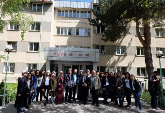 Çalışma Ekonomisi Kulübü, 15 Temmuz Demokrasi Şehitleri anısına fidan dikimi etkinliği yaptı.