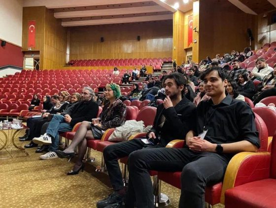 Atatürk Üniversitesinde “Kariyer Planlamasında Yabancı Dilin Önemi” semineri düzenlendi.