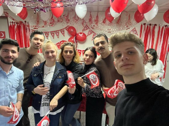 Geleceğin gökyüzü çocuklarındır!