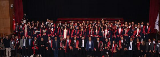 21. DÖNEM MEZUNİYET FOTOĞRAFLARI